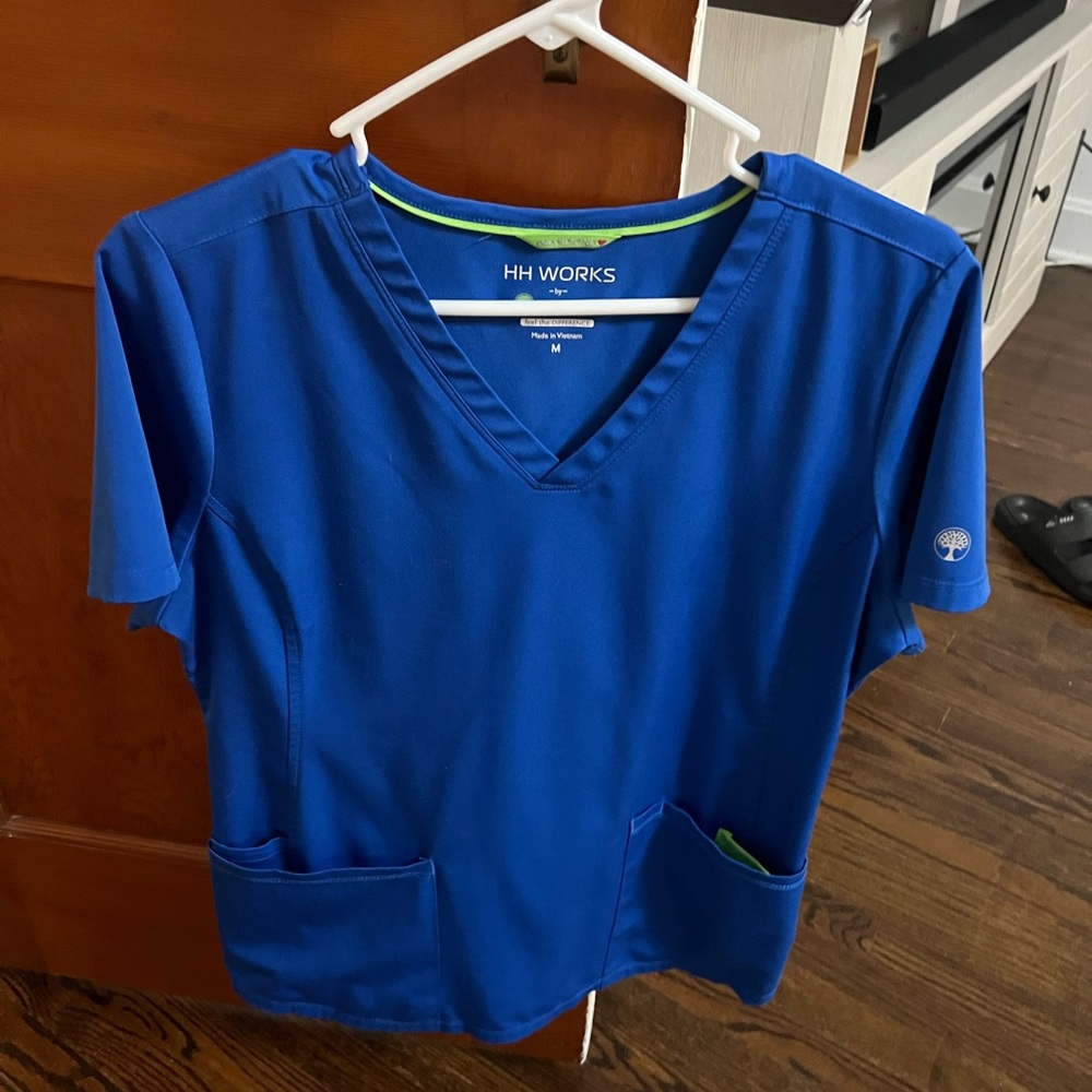 Healing hands scrub top. Royal blue